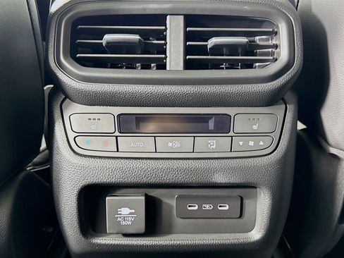 New 2025 Honda Pilot Black Edition image 27