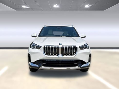 Used 2025 BMW X1 xDrive28i AWD/4WD image 5