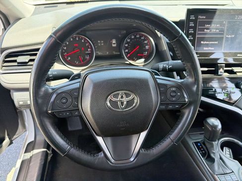 Used 2024 Toyota Camry XSE FWD image 11