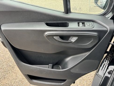 Used 2023 Mercedes-Benz Sprinter 3500 image 19