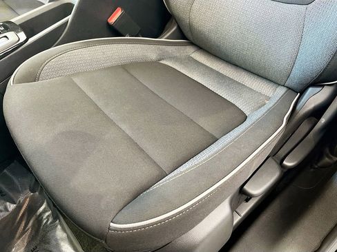 Used 2024 Chevrolet TrailBlazer LT FWD image 18