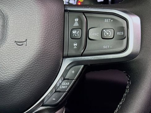 New 2026 RAM 1500 Big Horn AWD/4WD image 30