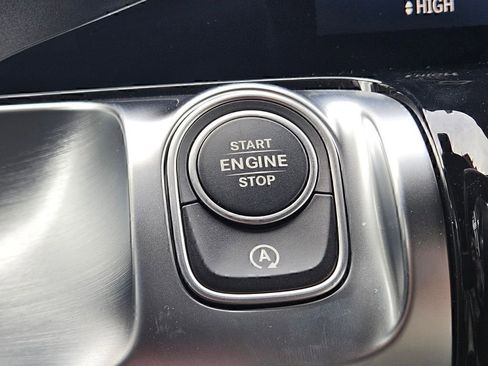 Certified 2026 Mercedes-Benz GLB 250 4MATIC image 26