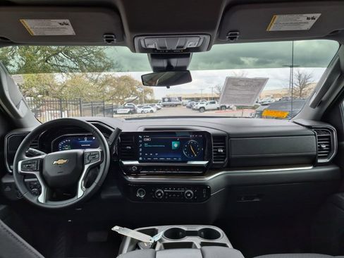 Used 2023 Chevrolet Silverado 1500 LT image 23