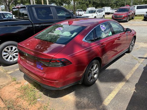 Used 2024 Honda Accord EX image 8