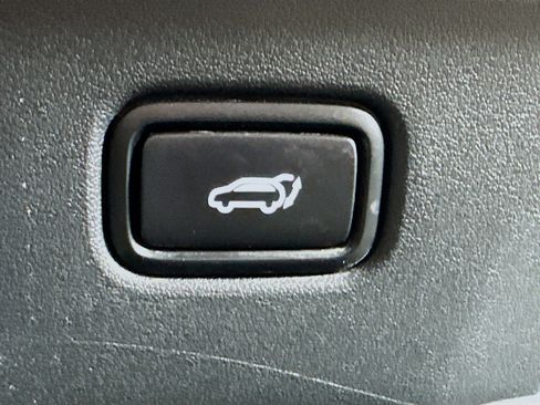 Used 2023 Kia EV6 Wind RWD image 29