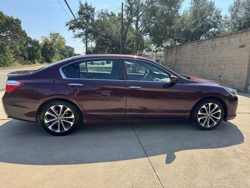 Used 2015 Honda Accord Sport image 32