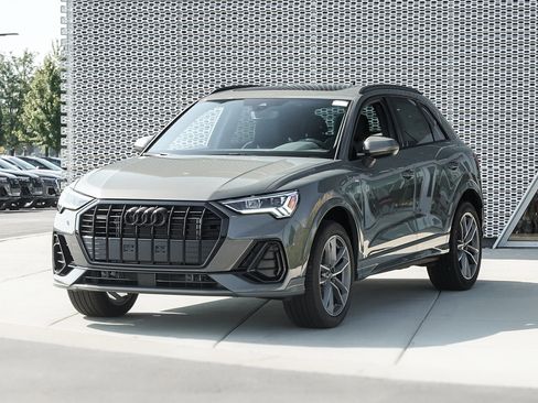 New 2025 Audi Q3 2.0T Premium image 5