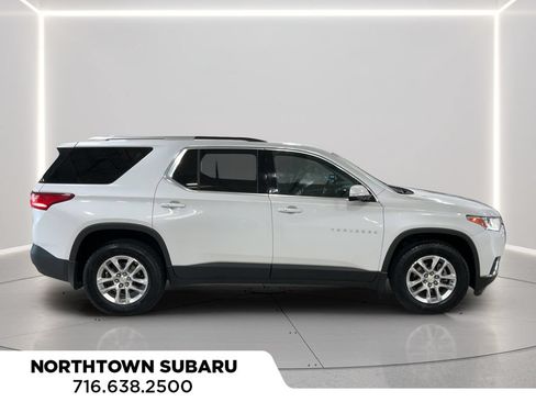 Used 2018 Chevrolet Traverse LT AWD/4WD image 6