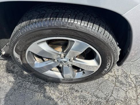 Used 2016 Jeep Grand Cherokee High Altitude image 29