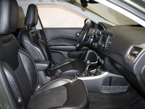 Used 2018 Jeep Compass Latitude image 8