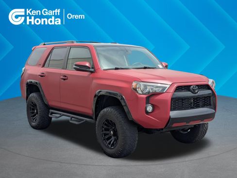 Used 2019 Toyota 4Runner SR5 Premium w/ Wilderness Package AWD/4WD image 1