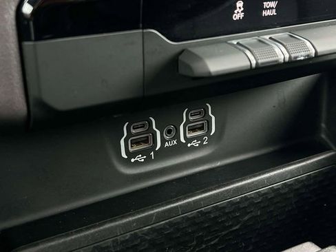 Used 2023 RAM 1500 Big Horn AWD/4WD image 14