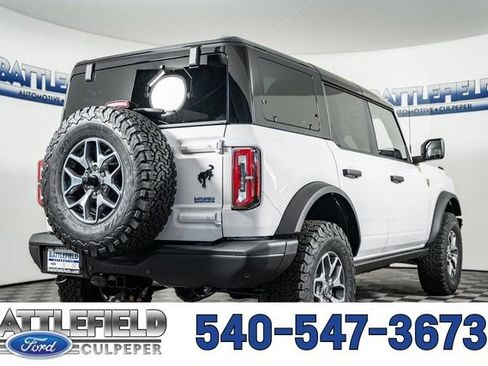 New 2025 Ford Bronco Badlands image 6