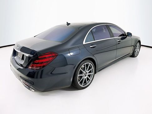 Used 2020 Mercedes-Benz S 560 Sedan image 8