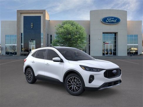 New 2026 Ford Escape Base w/ PHEV Premium Package image 7