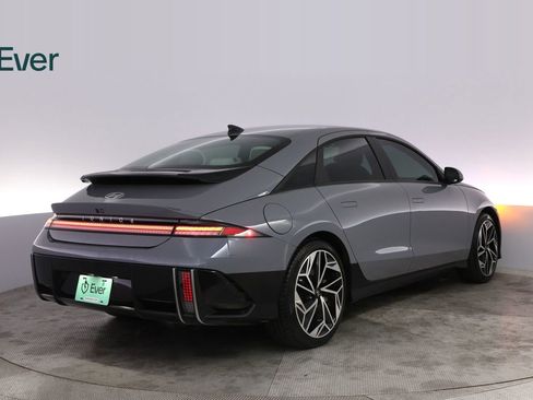 Used 2024 Hyundai Ioniq 6 SEL RWD image 3