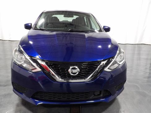 Used 2018 Nissan Sentra SV FWD image 2
