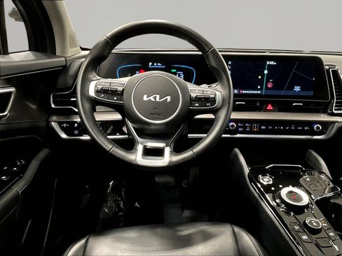 Certified 2025 Kia Sportage EX AWD/4WD image 8