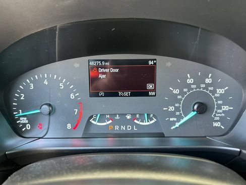 Used 2022 Ford Escape SE w/ Convenience Package FWD image 16