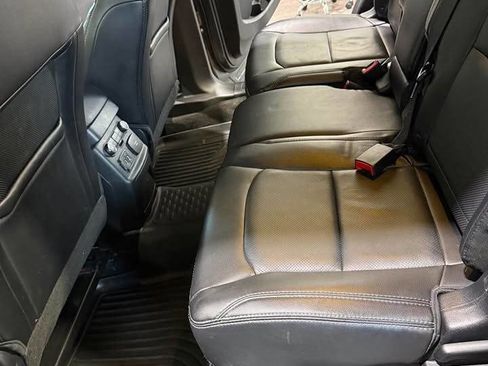 Used 2017 Ford Explorer Limited w/ Class II Trailer Tow Package image 8