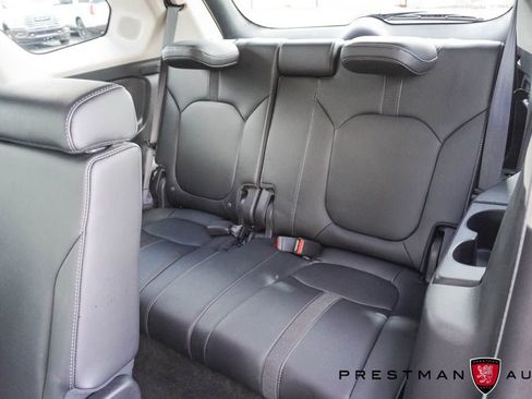 Used 2025 Honda Pilot Touring image 47