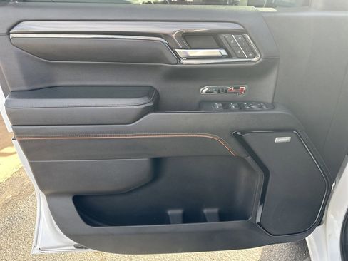 Used 2024 GMC Sierra 1500 AT4 w/ Technology Package image 16