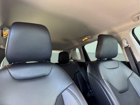 Certified 2022 Jeep Compass Latitude image 16