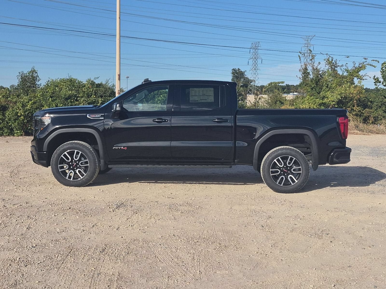 New 2026 GMC Sierra 1500 AT4 w/ AT4 Premium Package AWD/4WD image 2