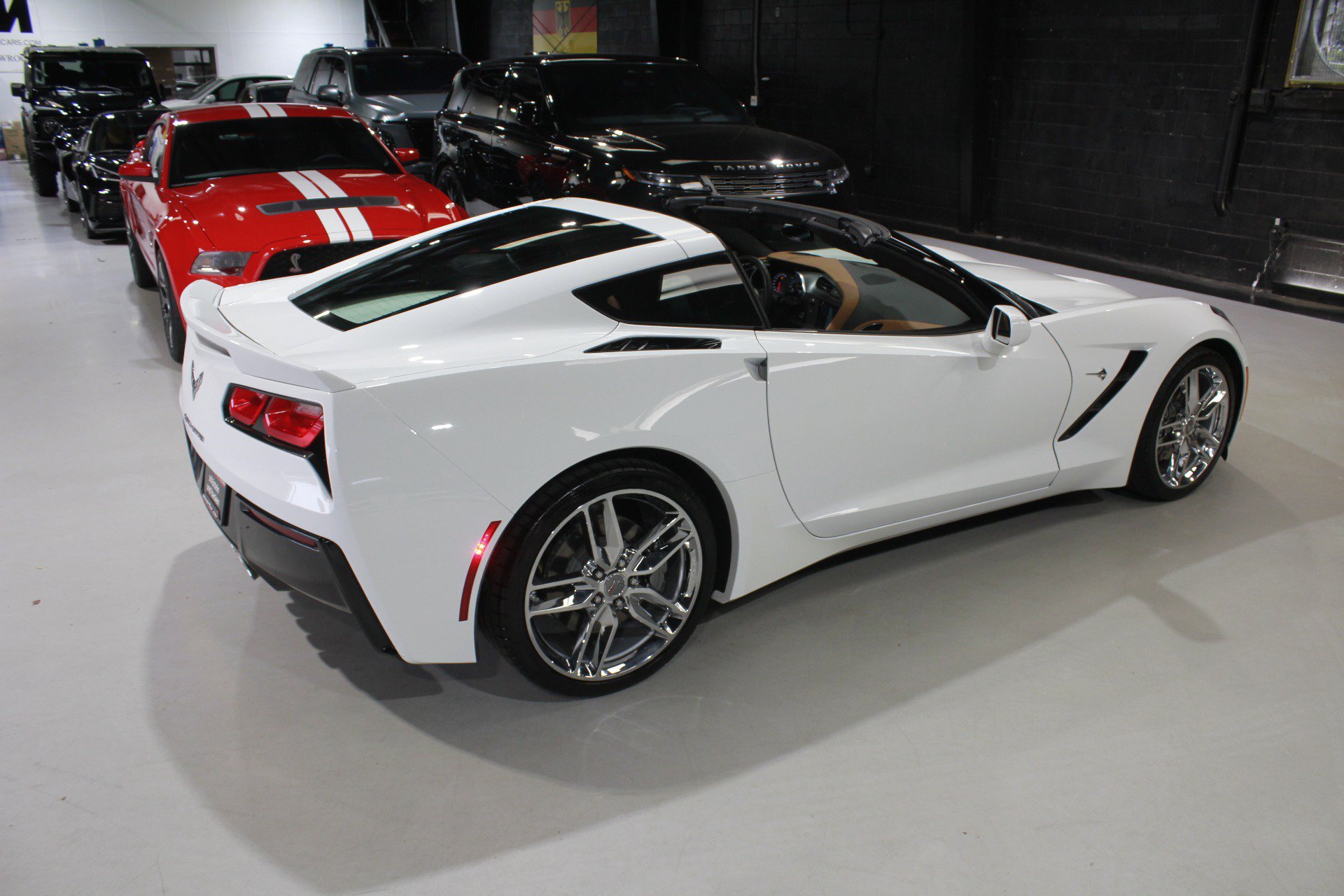 Used 2019 Chevrolet Corvette Stingray Coupe w/ 3LT Preferred Equipment Group RWD image 21