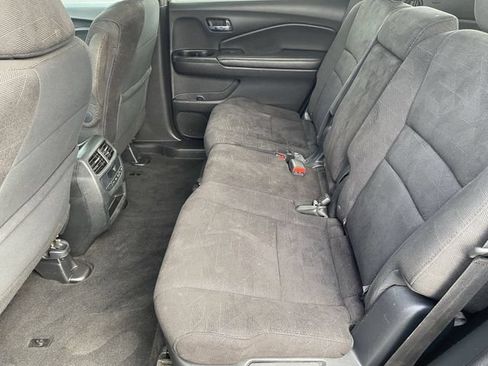 Certified 2022 Honda Pilot Sport image 18
