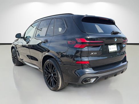 New 2026 BMW X5 sDrive40i w/ M Sport Package RWD image 5
