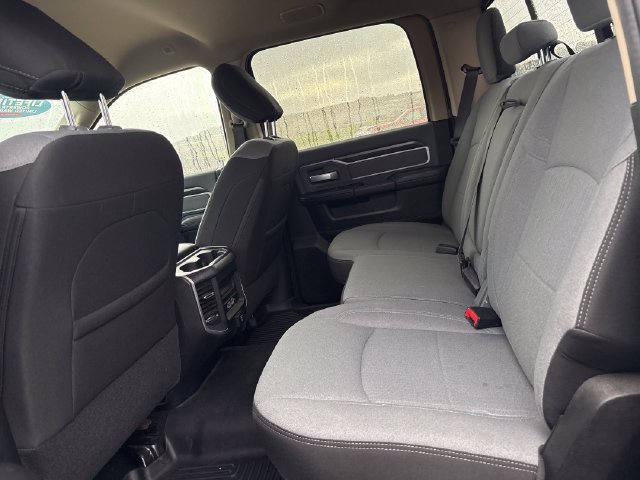 Used 2020 RAM 2500 Big Horn w/ Level 2 Equipment Group AWD/4WD image 9