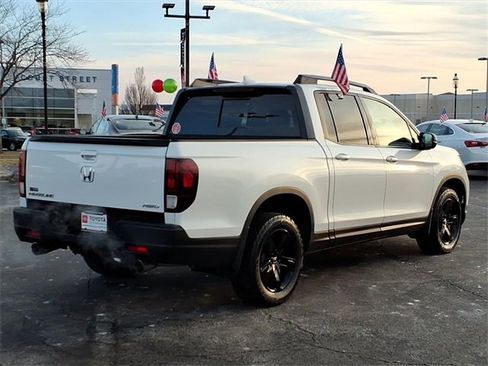 Used 2021 Honda Ridgeline Black Edition image 3