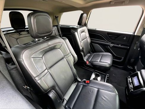 Used 2024 Lincoln Aviator Reserve image 27