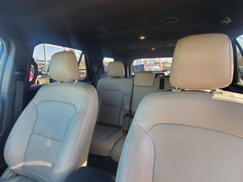 Used 2019 Ford Explorer XLT w/ Equipment Group 202A image 23