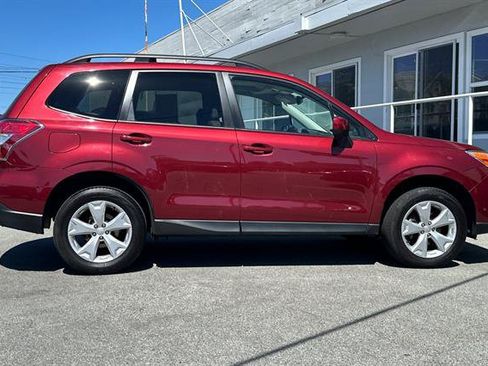 Used 2016 Subaru Forester 2.5i Premium w/ Popular Package #1 AWD/4WD image 2