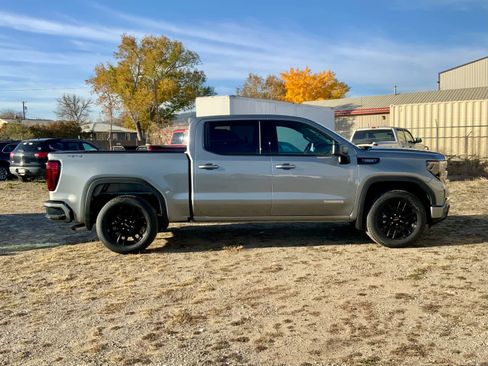 New 2026 GMC Sierra 1500 Elevation image 6