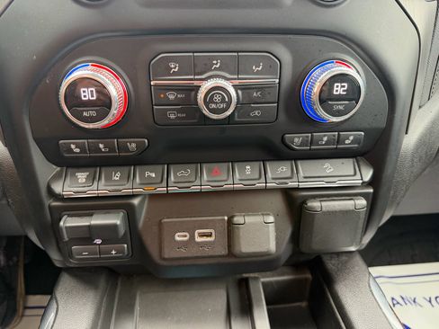 Used 2023 GMC Sierra 2500 Denali w/ Denali Ultimate Package image 24