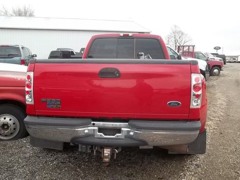 Used 2004 Ford F350 XLT image 3