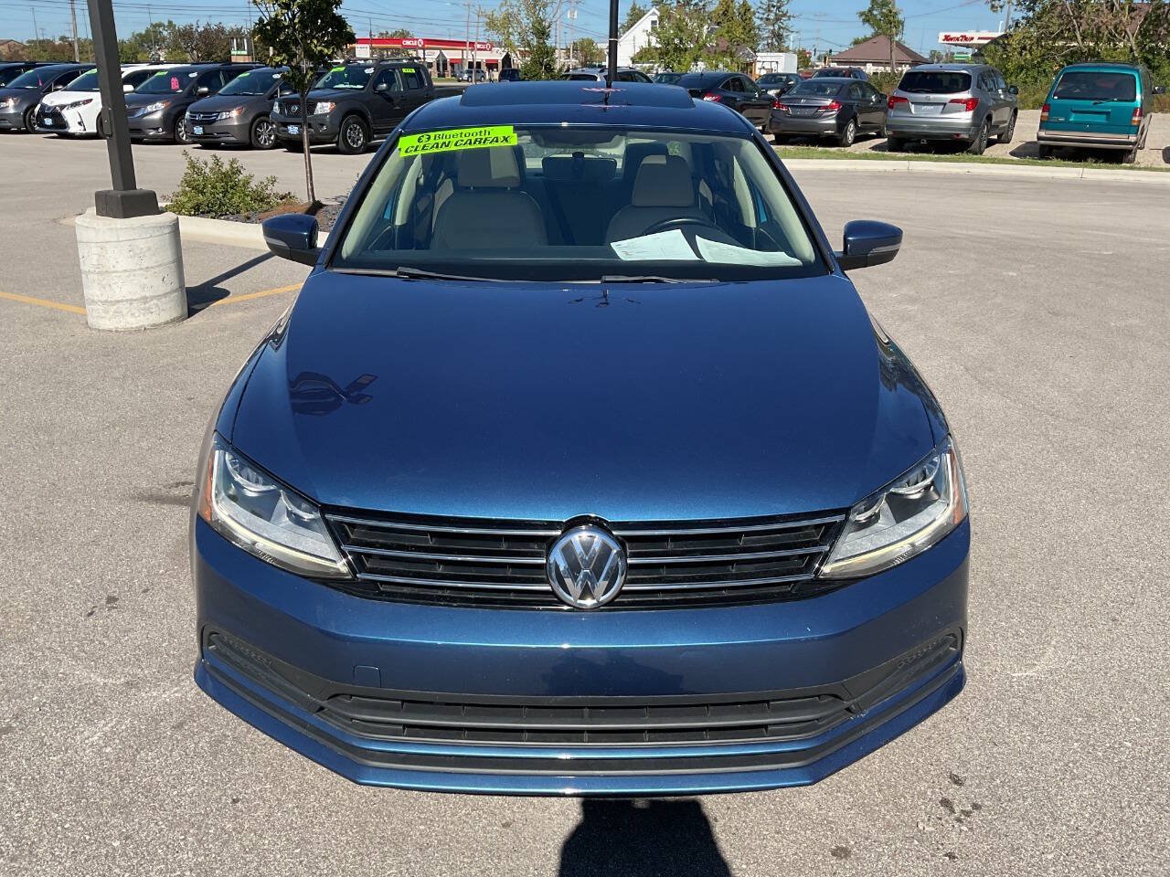 Used 2017 Volkswagen Jetta SE FWD image 12