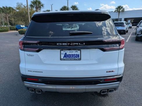 New 2026 GMC Acadia Denali w/ Super Cruise Package image 5