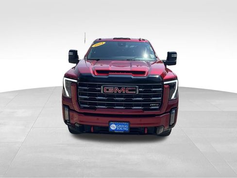 Used 2024 GMC Sierra 2500 AT4 w/ Technology Package AWD/4WD image 10
