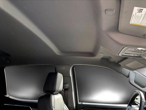 Used 2025 GMC Sierra 1500 SLT image 28