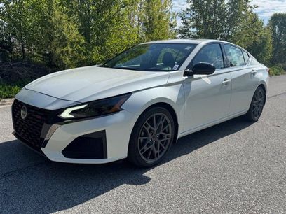 Used 2023 Nissan Altima 2.0 SR