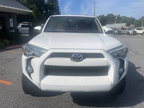 Used 2016 Toyota 4Runner SR5 Premium RWD image 5