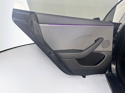 Used 2025 Tesla Model 3 Long Range RWD image 25