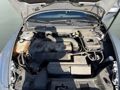 Used 2013 Volvo C70 T5 image 22