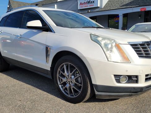 Used 2016 Cadillac SRX Performance w/ Midnight Edition Package FWD image 6