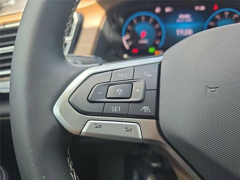 New 2026 Volkswagen Atlas SE FWD image 23